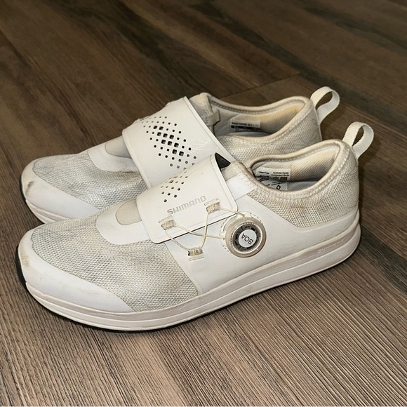 Shimano White Cycling Shoes - Picture 7 of 7